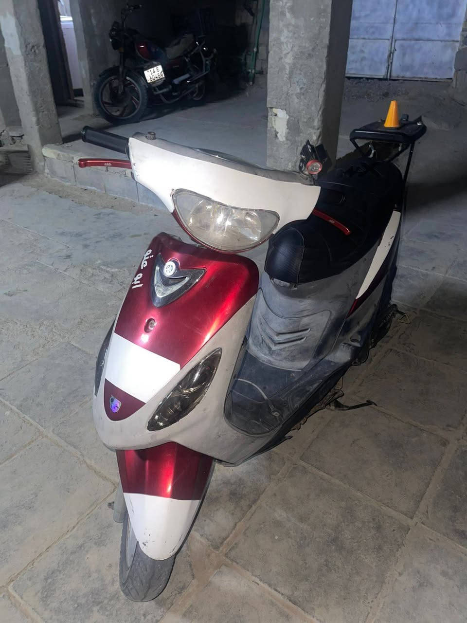 سلام عليكم شباب دراجه ماكس قجمه نضيفه كلش ما مفتوحه دراجه صوته ناعم تخبل ماشالله نهضه ومعدل تجي شوف بعينك سلف عينه لايت اشاير كلهن شغالات دراجه نضيفه محتاج وريد ابيع السعر 800 العنوان بصره زبير رقم الهاتف ***********
