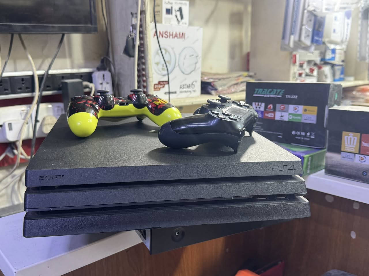 جهاز بلي 4 برو ذاكره 1 تيرا نظيف جدا مامفتوح ويا قرص GOD of war للبيع السعر 225 وبي مجال بسيط انسب من هي سعر ماكو🔥


**إذا كنت صاحب هذا الإعلان وتريد حذفه لأي سبب، رجاءا أرسل رسالة إلى الدعم الفني**