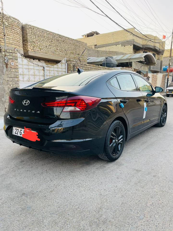 سيارة النترا موديل 19 للبيع
وارد امريكي بدون حادث 
فول مواصفات عدا الفتحة 
بصمة تشغيل 
بصمة ابواب 
رادار
تحكم ستيرن جهتين 
بدون ايرباك
كير اي تي
وباقي المواصفات المعروفة
السونار مرفق 
السعر 125$ 
مكان السيارة بغداد المشتل 

‭0771 395 4457‬
