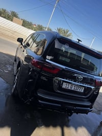 سلام وعليكم لاندكروز مديل 2022توين تيربو فول مواصفات فئة ل vx سياره كف...