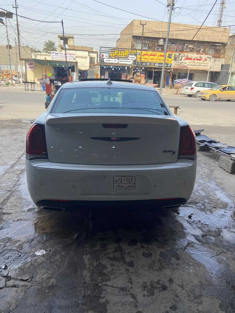 السلام عليكم اوباما موديل 22  دخول جديد على كتاب الضباط حادث موضح بلصور بنيد مبدل نفس اللون جاملج صبغ السيارة بدون شواصي نهئيا بدون ايرباك ودواخل السيارة فول عدا  الرادار رقم بغداد السعر 30 الف دولار وبيها مجال اعتذر عن المراوس   ***********
