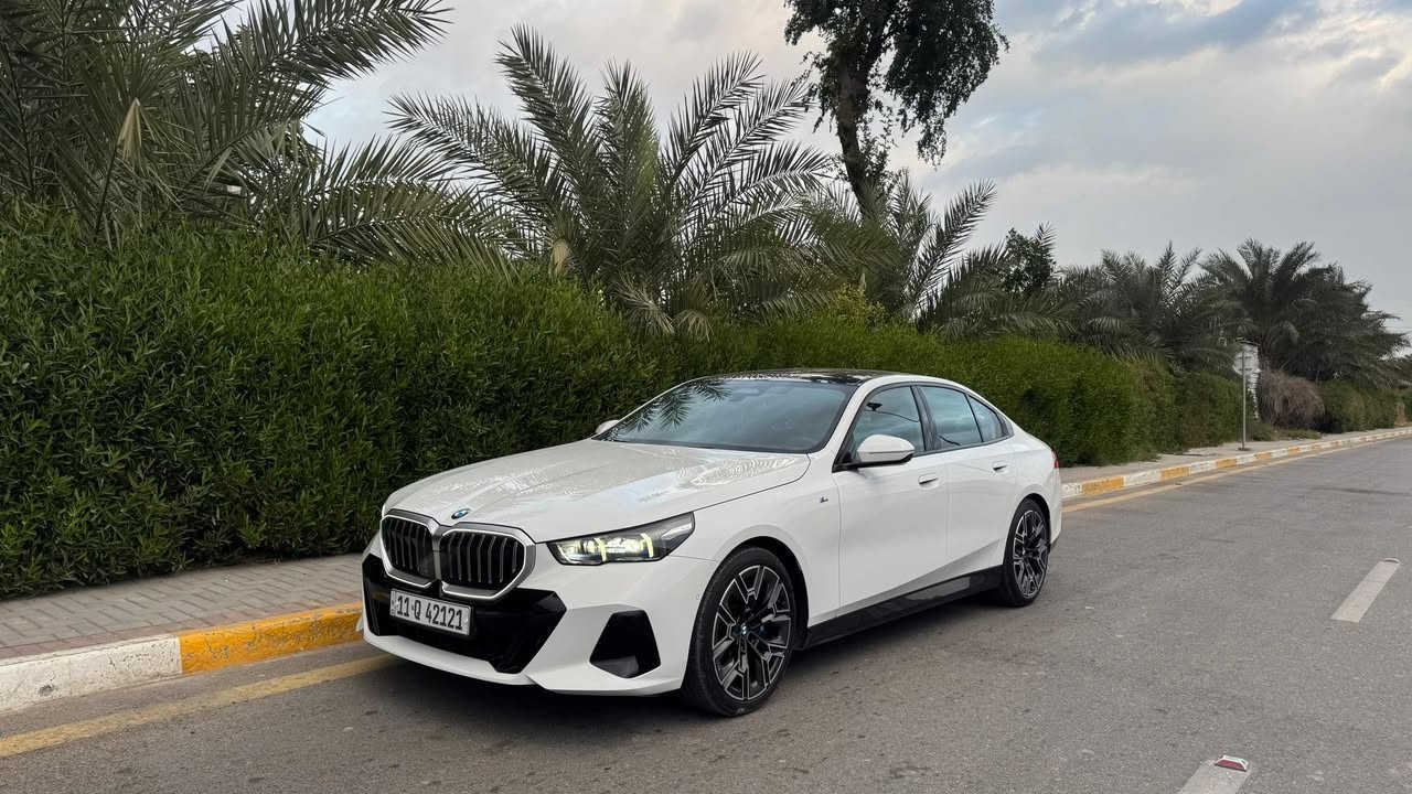 السلام عليكم
اعلان بيع

530i

M

2025

سيارة خليجية عروش

بيها ضمان صيانة ٤ سنوات

ماشية ١٨ الف كليو

بيها طخة بالدعامية الخلفية ومصلحة بالوكالة

المواصفات

كراسي تدفئة -تبريد

تبريد ١٠ منافذ

‎4كاميرات

‎5بردات

قيادة الية

صندوك كهرباء

داتا شو

اوتو هولد

اوتو بارك

رجوع الى الخلف تلقائي

وبعد هواية مواصفات

فول للاخير

السعر٩٣  مليون عراقي 
او دولار 645$ورقة

للاتصال
0780 467 6990
