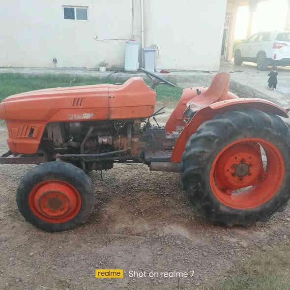 السلام عليكم
كابوتا موديل ٨٥ للبيع مع فدان وسچين ورفاسة
السعر 5 ونص للتواصل الاتصال على الرقم ***********
