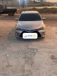 كامري موديل 2016 مواصفات se بيها 3 قطع السيارة جاهزة ما بيها نقص السيا...