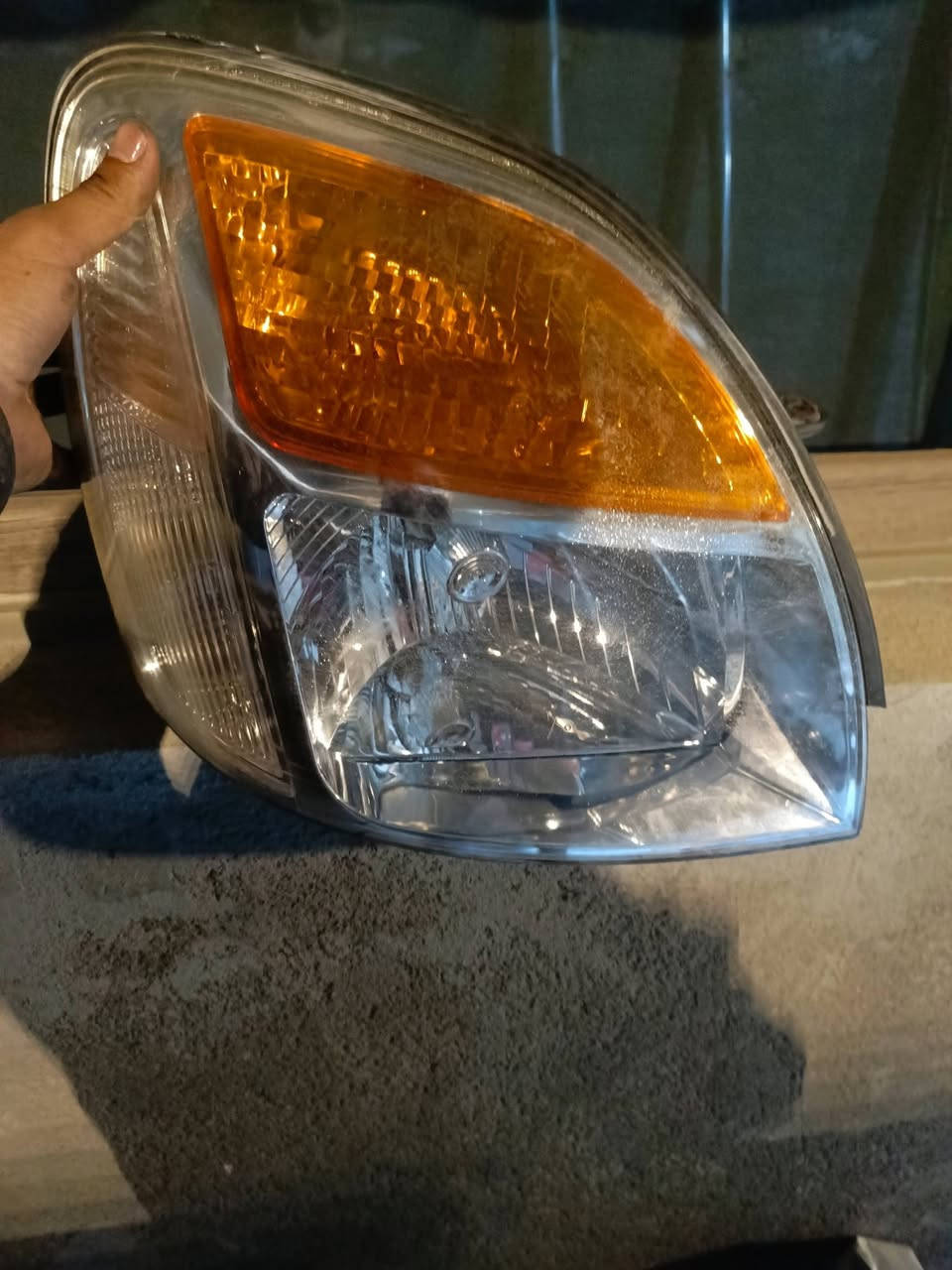 دعاميه شرط حاويه جديدة سعرها 150
دبه مال مي مال راديتر سعر الوحدة 25 
مازدات شرط مال بجم سعرهن 70 
شمسيات داخليها موجود 2009 وموجود مال 2007 شرط كارتون سعر الزوج 25 
باب سايق جديد عراقي سعرها كامل 50 ألف 
*********** 
‏‪***********‬‏ مكاني قضاء الطارميه
