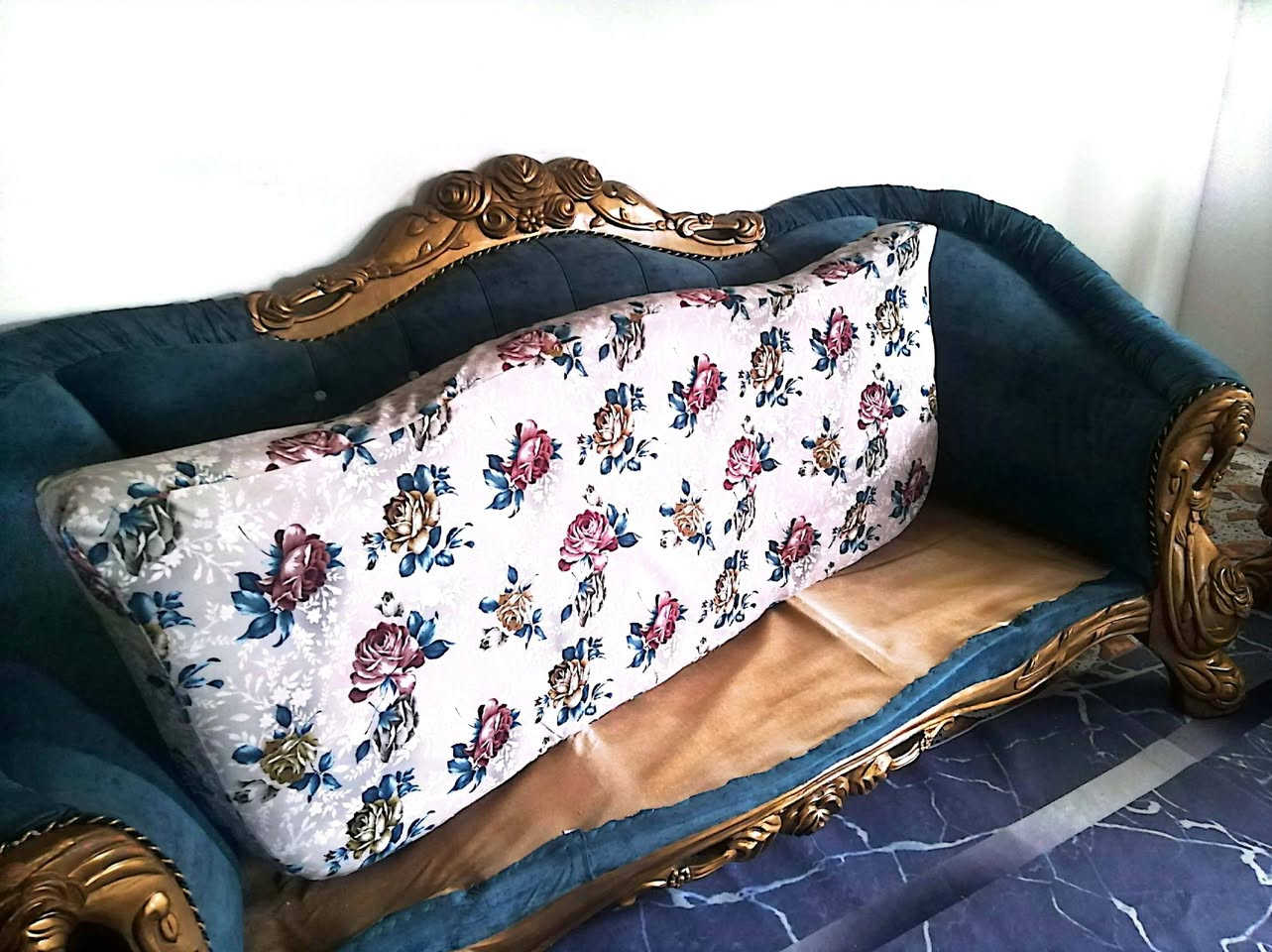 السلام عليكم
تخم قنفات ١٠ مقاعد .. نظيفة كلش خشب زان مصري الاصلي .. المقاعد متحركة تدوشم باي وقت بدون تحريك القنفات .. المكان الرمادي الخمسة كيلوا .. للاتصال *********** يتوفر واتساب
