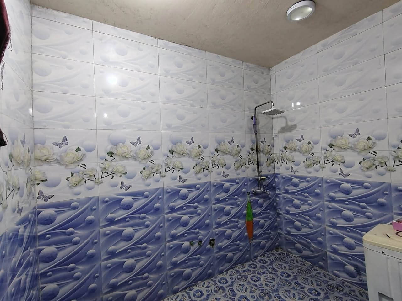 دار للبيع مساحه 160متر بناء حديث طابق واحد جاهز عالي عن الشارع عنوان حي العسكري شارع 80 مقابل الاستدارة مال المهندسين خلف الجملون الأبيض السعر 155وبي مجال للاستفسار الاتصال ***********
***********
@إشارة
