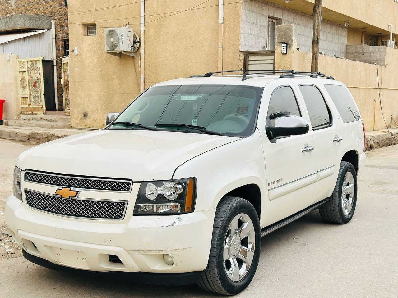 السلام عليكم
شيفروليت تاهو أدوات
موديل  2008
فوول مواصفات
بدون اي ضرر 
كفاله عامه من كل شي وبيها حجز الكتروني إذا تريد ترقم
سيارة متعوب عليها وما يحتاج اشرح مواصفاتها برغي نقص ماكو كلها ع البلاد 
وبيها أرقام وسنويه طبق الأصل
مكان السيارة ذي قار 
السعر 115
للتواصل  ***********
