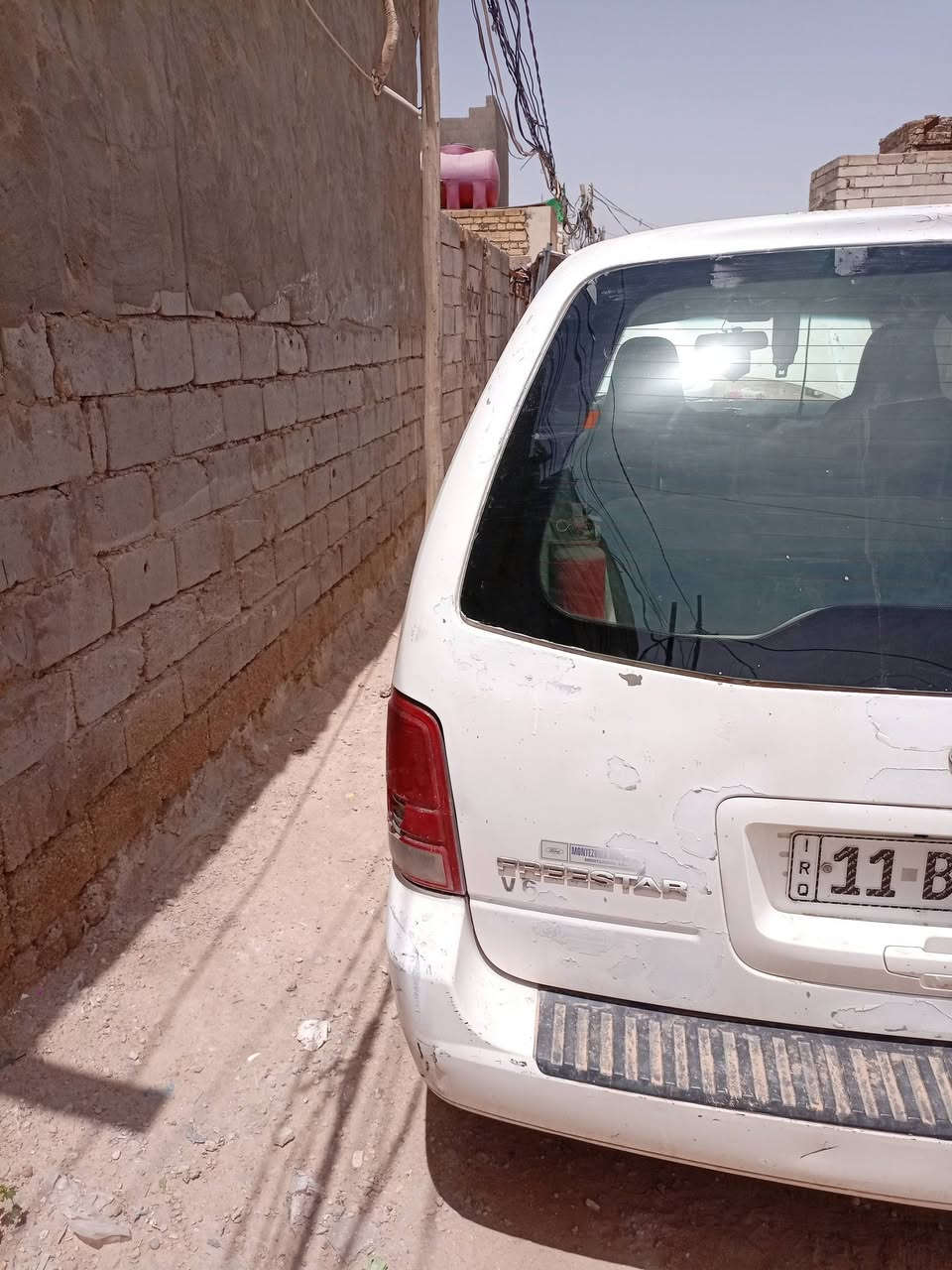 فورد فري ستار موديل 2005 رقم بغداد انكليزي دولي باسمي مداور فوري سنوية ساقطة صار شهر ونص تقريبا بيها ضربة بالجاملغ الخلفي جهة اليمنى وجراد والفلنجة الخلفية جهة السائق مفطورة تبريد ماكو قفل الجنطة عطل  سيارة نشطة وقوية وكشرها مثل موضح بالصور هذا الموجود حدادية أمامية فول سعرها 50وبيها مجال مكانها نجف كوفة أي استفسار ***********
