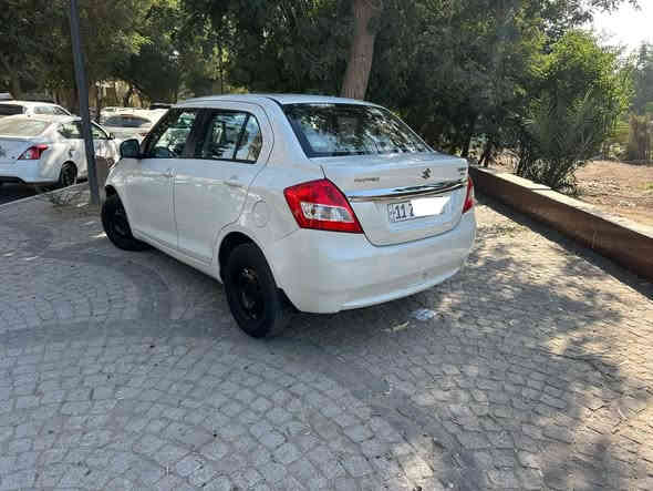 للبيع
سازوكي سويفت موديل 2016 خليجي سياره جديده على وضع الشركه 
رقم بغداد انكليزي بأسمي سنويه جديده +هزه جديده

سياره جاهزه مابيهه اي نقص فول مواصفات
محرك كير حداديه جدد ما مفتوحات 

ماشيه 70 الف

تخم تاير جديد تبريد ثلج تدفئه سياره كامله مابيها نقص ابد 
 

السعر 75$ وبيها مجال 

مكاني بغداد

للاستفسار الاتصال (***********)
