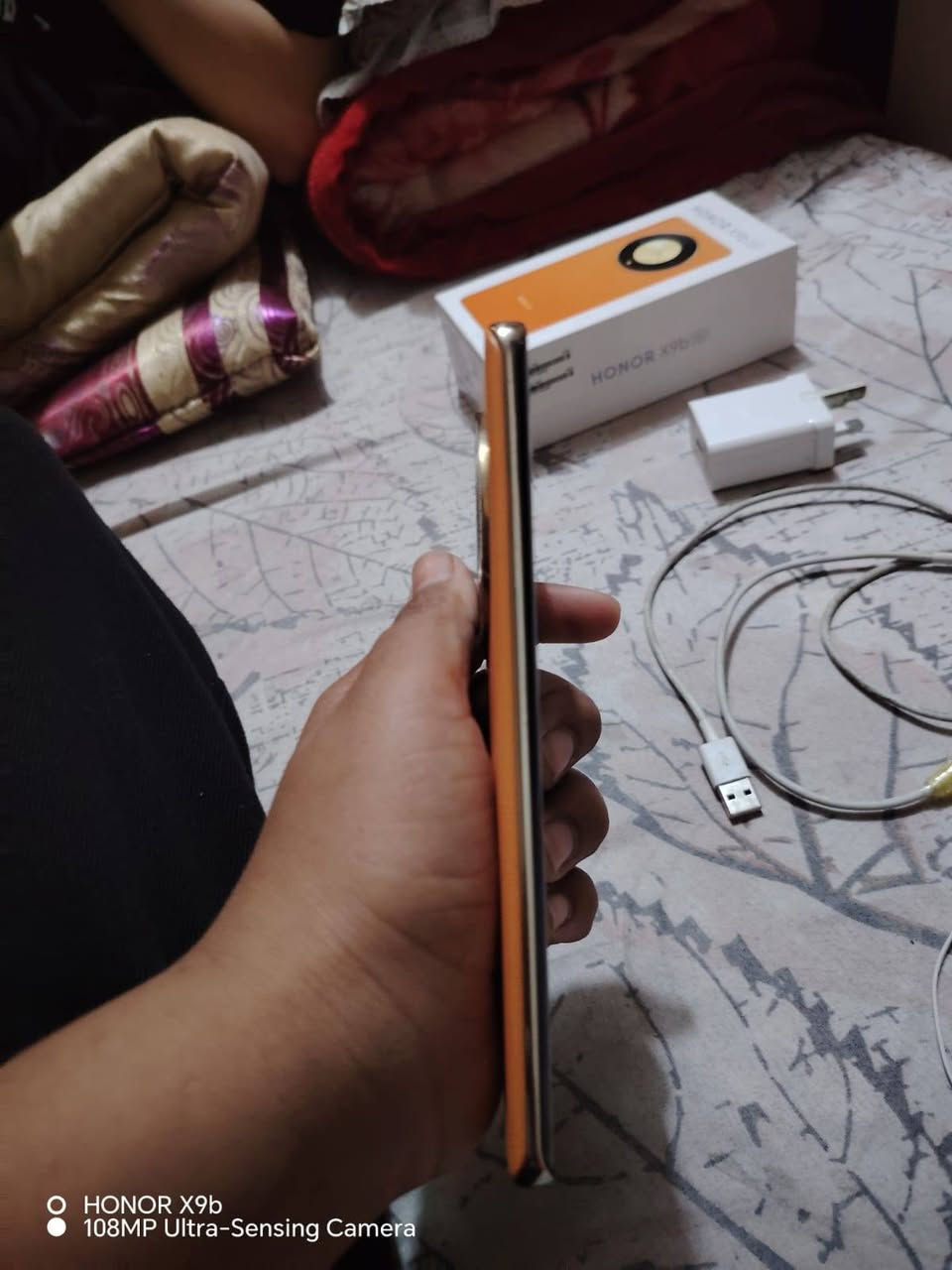 السلام عليكم عندي هونر اكس 9بي 
نضيف كلش شوفت عينك
السعر 260 وبي مجال قليل
واذه عندك دراجه اراوس
مكاني كربلاء النتفاضه الثالثه بشارع المطحنه
التفاصيل الزايده عله الرقم
*********** بي واساب
