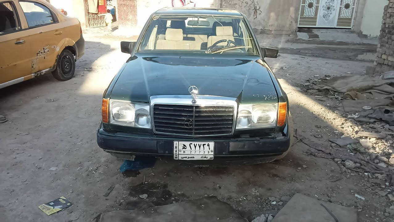 السلام عليكم مارسيدس موديل1989 السعر26 ورقه العنوان بغداد لامين الثانيه رقم الهاتف***********
