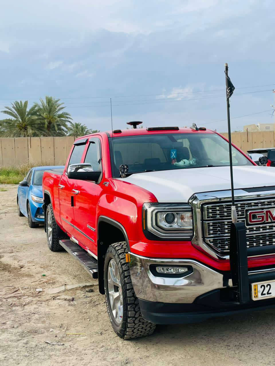 جمسي سيرا موديل 2018
باب طويل بدي طويل 
محرك 8 5300
دفع رباعي فوريل سياره خليجي 
مضروبه بل عراق ربع بنيد وربع جاملوغ
سياره بيع مكان سياره ديالى ناحيه جديده الشط قرب مطعم سامان 
الستفسار ع هاذ ***********
