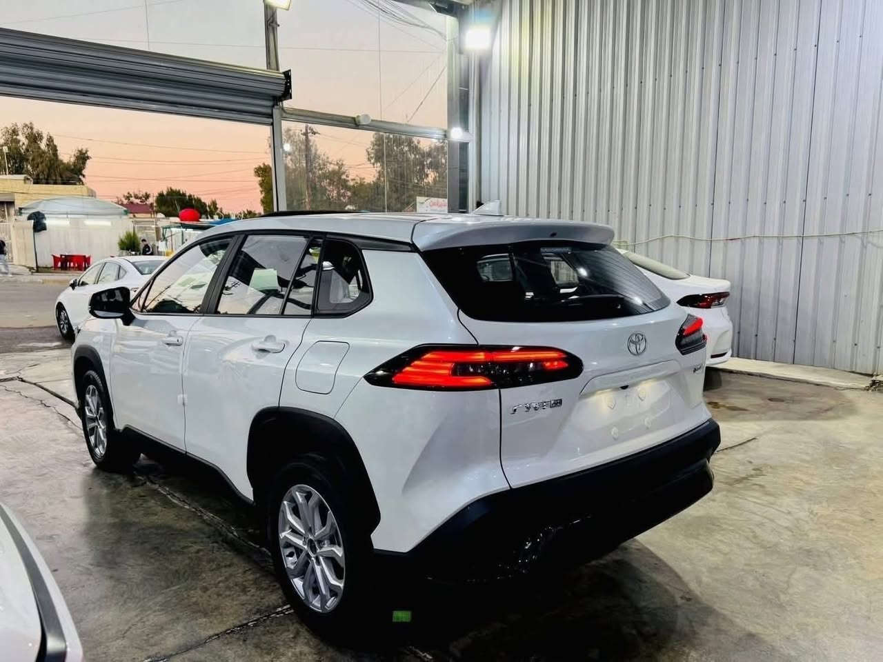 {.♥️مجموعه الملك لتجاره السيارات الحديثه ♥️.}

              🔥العروض والاسعار حتكون نار  🔥

✅🔥كورلا  فرنتلاندر  2025 الشكل الحديد 🔥 ✅                    
                      
          🩵🔥فول 1/1 ابو لدات +ابو  رادارات 🔥🩵
      
المواصفات السياره ⬇️

✅فتحه سلايد روف      ✅بصمه تشغيل ودخول ذكي 
✅.دشبول ديجيتل  += شاشه كبيره وكامره خلفيه دواره 
✅عدسات زنون اماميه ✅ اشاير مري 
✅لدات اماميه خلفيه   ✅مري شفط قابله للطي 
✅تبريد قطعتين امامي خلفي
☑️مثبت السرعة Cruise☑️أوضاع القيادة  Drive Mod ☑️اوتو هولد Auto Hold سايد بريك بصمه 

للاستفسار اكثر الاتصال على الرقم 

☎️ ***********

☎️***********

.☎️☎️☎️☎️☎️☎️

متوفر واتساب 

العنوان :بغداد ⬅️الكريعات ⬅️نهايه شارع المعارض 

يتوفر #بيع #وشراء #ومراوس
