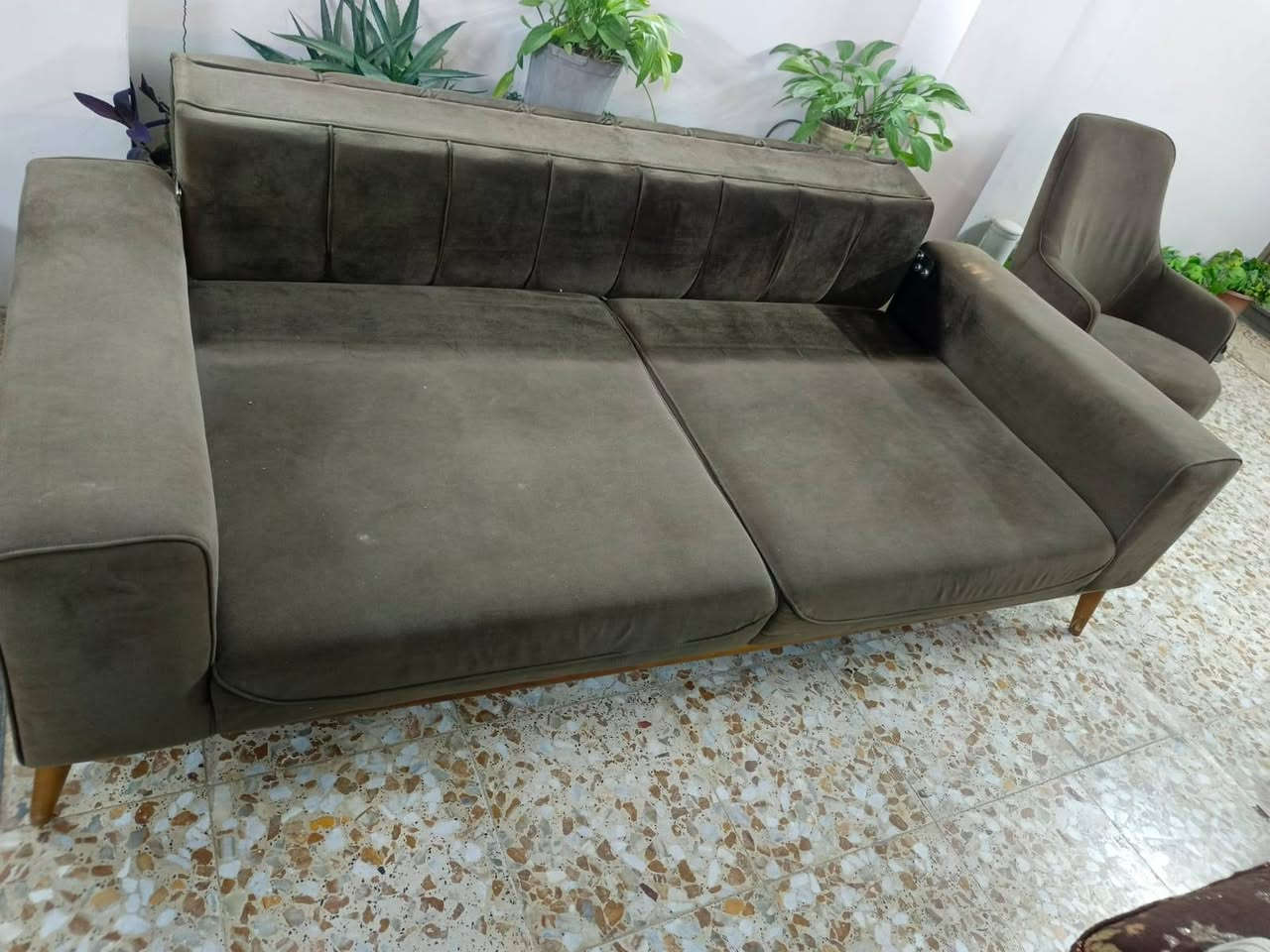 غراض لبيع المكان حي أور سبع قصور شارع ابو علي واتساب *********** اتصل واني بخدمتكم
