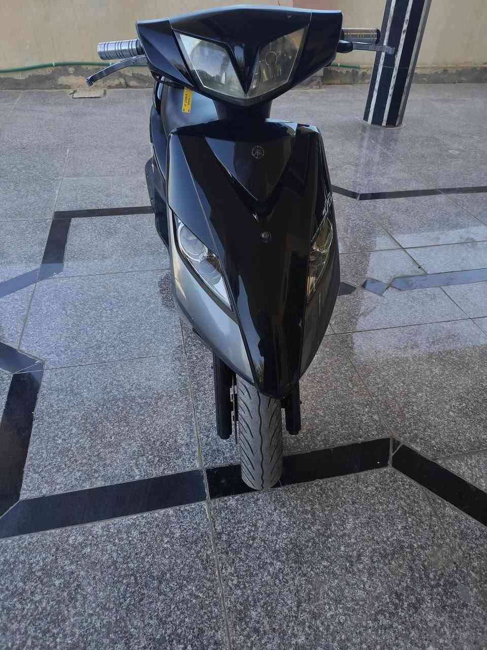 سلام عليكم
دراجه جي تي آر GTR ثعلب للبيع 

الدراجه نوزل يعني تنسى شي اسمه عطل 

كابريتر. الدراجه بحالة الوكالة صار لهاثلاث أشهر طالعه من المعرض 
الدراجه وارد ياباني 
السعر 900  وبيه مجال قليل


**إذا كنت صاحب هذا الإعلان وتريد حذفه لأي سبب، رجاءا أرسل رسالة إلى الدعم الفني**