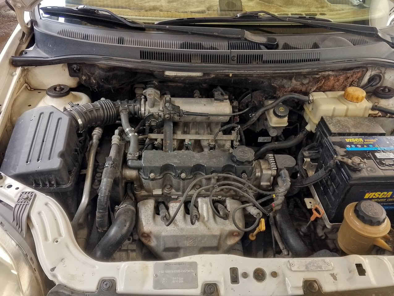 سلام عليكم
افيو خليجي 2010
سيارة بالادية باسمي كير اوتو 
تدفئة تبريد تخم تاير جديد باتري جديد 
كهربائيات كلهة شغالة صدر كامل امامي خلفي 
داخلة هزة باسمي لايوجد غرامات مصفرة
فقط ضرر باب الصدر طخة خفيفة يرجع على بارد 
السعر 75 ورقة مكان الاسيارة بغداد 
رقم الهاتف ***********
