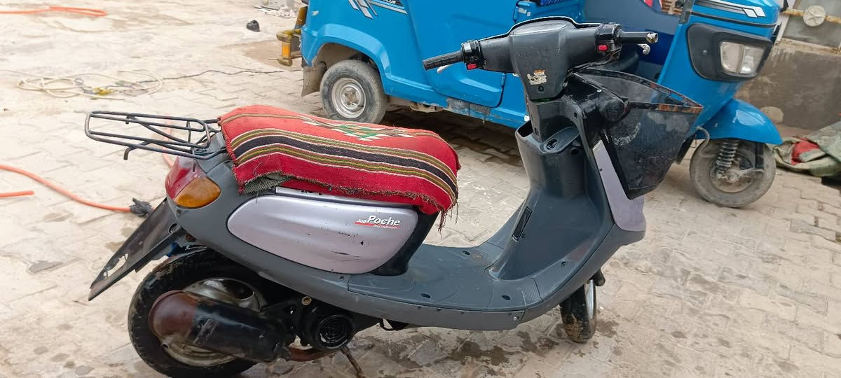 للبيع دراجه نضيفه كهربائيات ماكو محرك نضيف
برييك امامي خلفي شغال
سعر 250 وبيه مجال
لل تواصل : ***********
