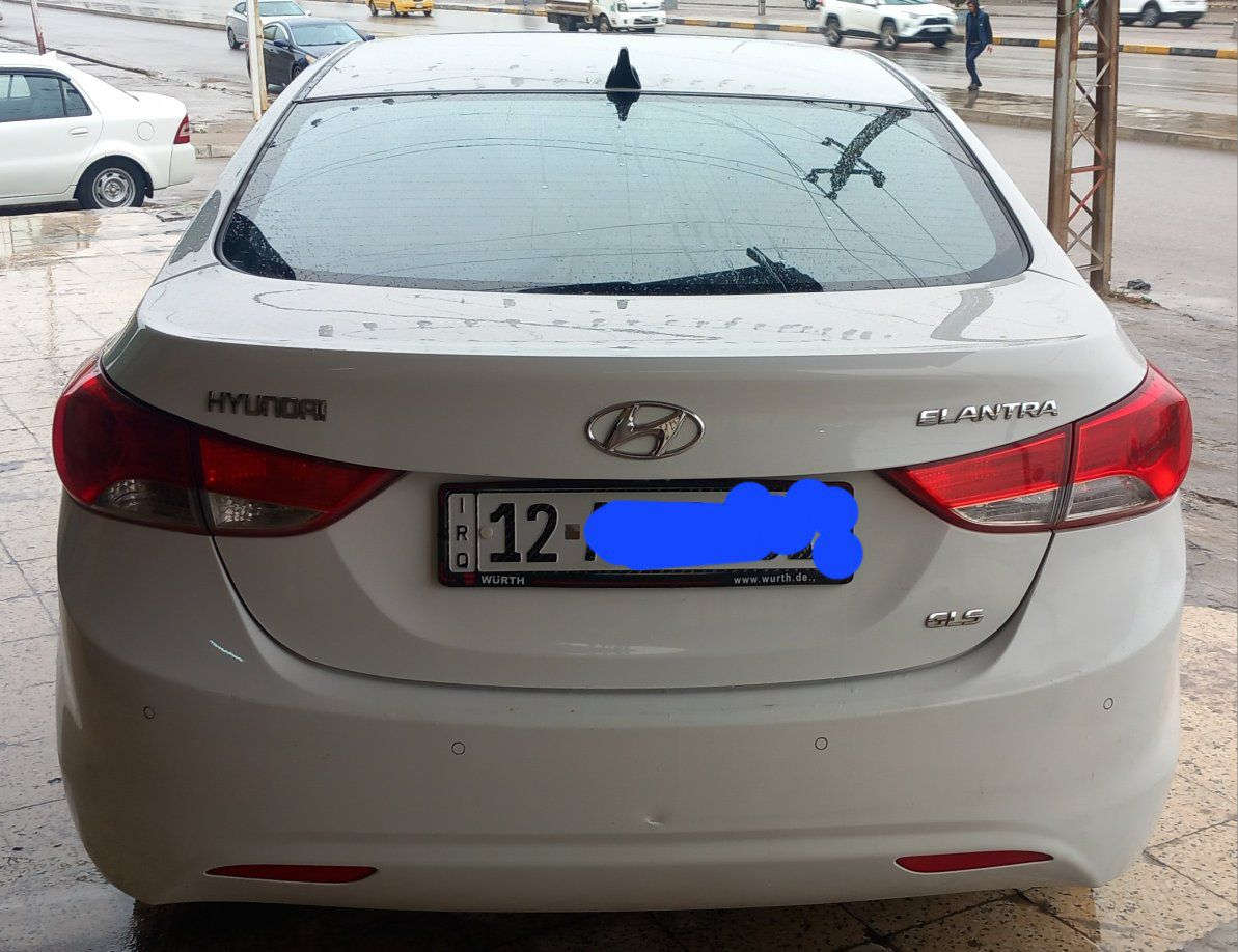 للبيع النترا مضلع ٢٠١٢ 

رقم نينوى سنويه جديده الى ٢٠٣٠ رقم مسطره  لون ابيض محرك ١٨ دوش المرغوب شرط لاصرف ولانفخ ولاتبخير ولارخاوه والكير كذالك  الكير توماتيك لاضرر ولاصبغ فقط بلدوسات السونار مرفوق بلمنشور فتحه بلسقف خليجي داخل لونين اشاير بل مري فول بس بدون بصمه السياره مالت جناي ومالت بيت السعر ١٢٧ورقه وبيها مجال. بصيط اي واحد قبل مايراسلني  او يخابرني يشوف السونار قبل ٤ ايام جديد للاستفسار مراسلتي واتساب او الانتصال على هذا الرقم 
***********
مكان السياره موصل الجانب الايسر
