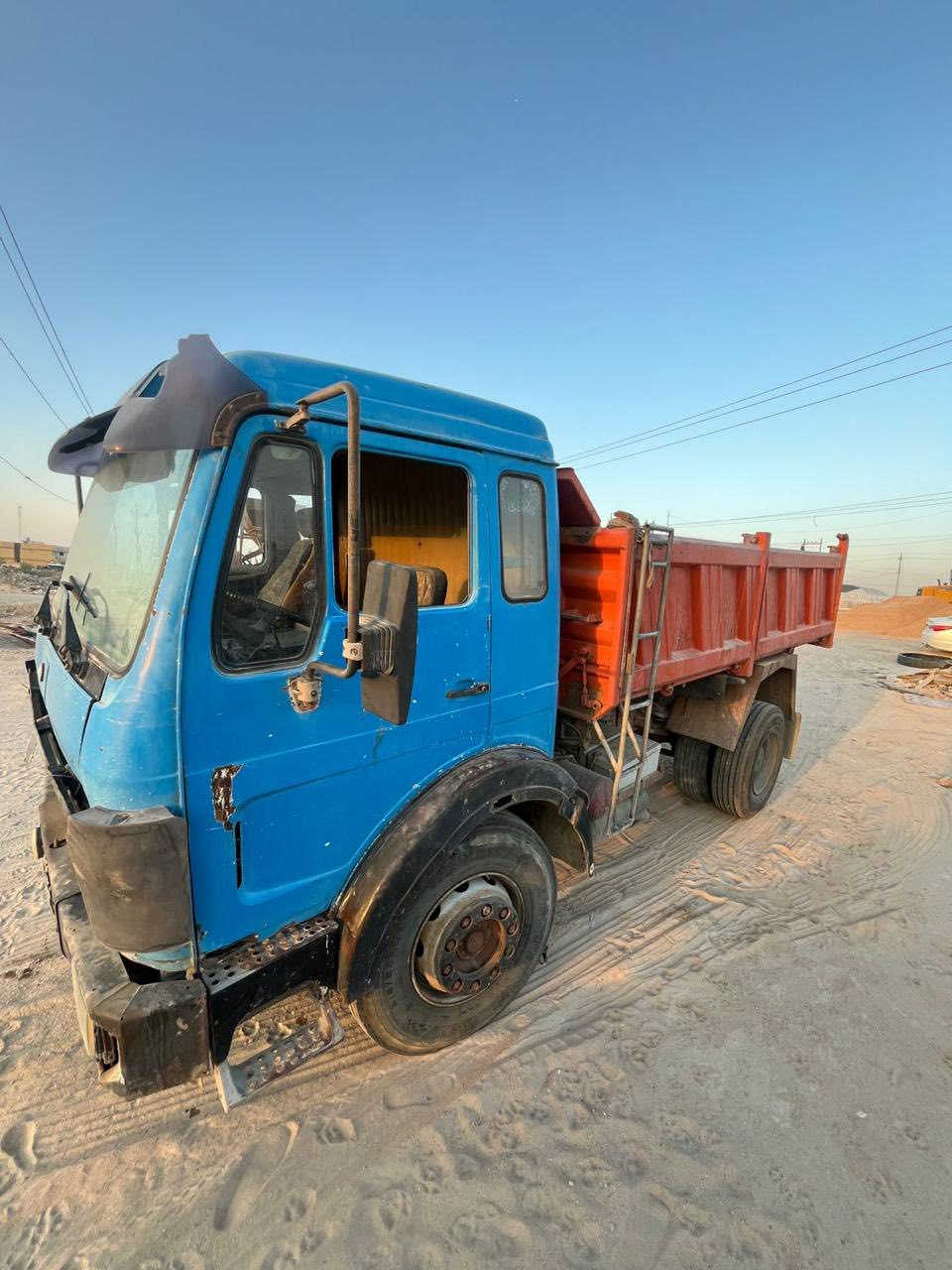 تك قلاب للبيع  *********** 
مديل ٨٣ 
مكينه ٨ 
كير برميل ١٣٠
