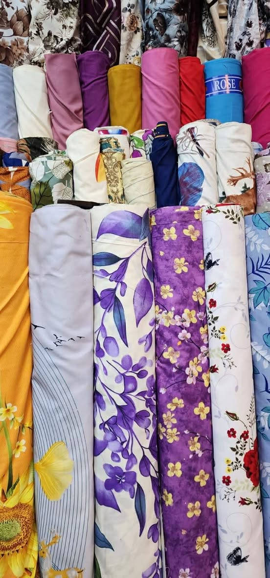 ✨ لمحبات الذوق الراقي والبيت الأنيق
وصلتنا أجمل الأقمشة الخاصة بالمفروشات بجودة عالية وألوان تفتح النفس. اختاري اللي يعجبك   خياطه فرشات وبردات حسب الطلب 
للحجز والاستفسار المراسلة على الصفحه
متوفر توصيل🚗 لجميع المحافظات


**إذا كنت صاحب هذا الإعلان وتريد حذفه لأي سبب، رجاءا أرسل رسالة إلى الدعم الفني**