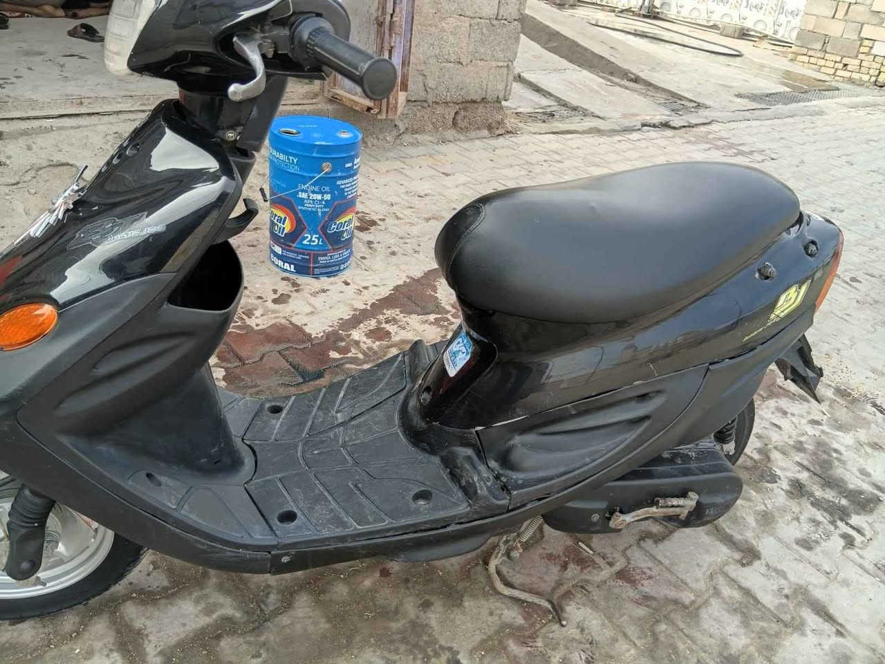 السلام عليكم دراجه تسعه زروف مكفوله من كلشي اوراق  سعر 600 وبيها مجال قليل شراي اتصل *********** عمارة, ميسان
