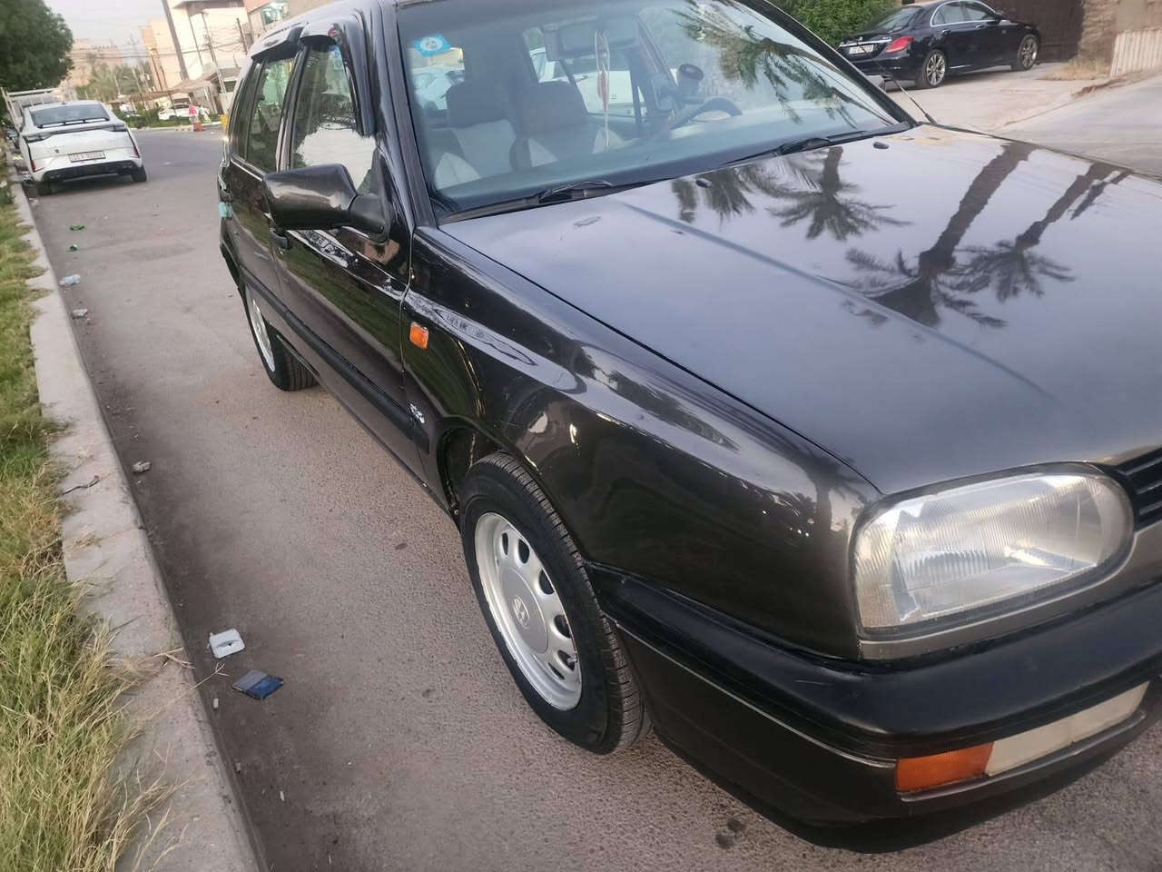 كولف 1994
 محرك 2000 كير اوتو وارد خليجي
 تبريد ثلج مبدل منضومه كامله 
صدر جديد تخم تاير جديد محرك مال حاويه كير جديد 
 رقم بغداد انكليزي باسمي 
كهربائيات جاهزه سياره مصبوغه عام بدون ضربه تعمير جديد ومصروف عليها هواي جاهزه بدون اي نقص
 العنوان بغداد السيديه 
 السعر 50 وبيها مجال قليل 
 للتصال ع الرقم *********** او *********** بغداد, العراق
