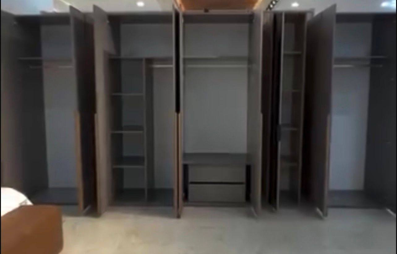 غرفه تركي 10 قطع نظافه ميه بالميه
سعرها مليونين ونص مكانها الحارثيه
مجرات وابواب هيدروليك السرير جك ومخزن
فول انارة


**إذا كنت صاحب هذا الإعلان وتريد حذفه لأي سبب، رجاءا أرسل رسالة إلى الدعم الفني**