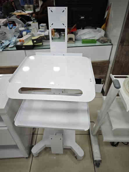 توفرت  الان  تروليات  طبية  باشكال  مختلفة 
تحتوي   مآخذ  كهرباء     وبسعر  منافس 
***********
