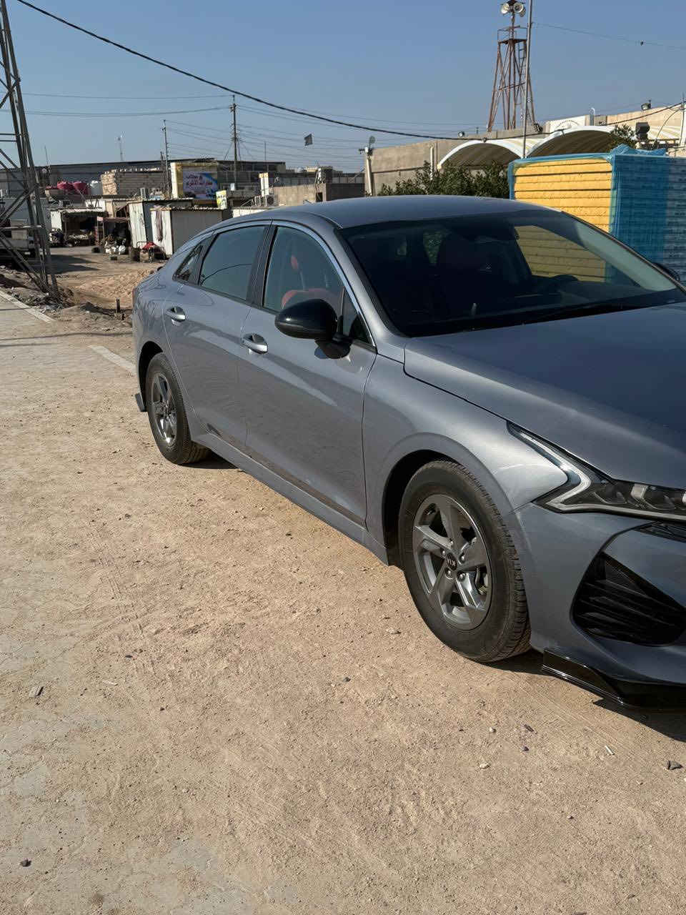 سلام عليكم
سياره K5 موديل 2021 
فول مواصفات ما عده البانوراما 
محرك 4 سلندر 1600 تيربو 
ضرر البنيد والدعاميه الاماميه 
باقي التفاصيل على الخاص 
***********
