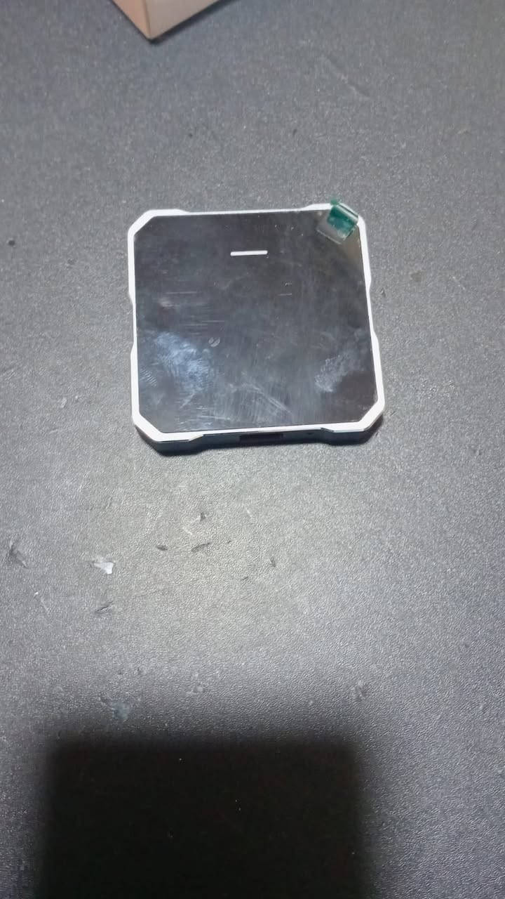 كار بلي ( ارجو قراءة المنشور لان مذكورة كل التفاصيل)
يعرض يوتيوب ونتفلكس وتيكتوك

يحتوي على برنامج IPTV ( لمشاهدة قنوات الستلايت ) 

نظام  التشغيل / اندريود 13

ذاكرة 2 ب16 

يحتوي منفذ رام

لا يحتوي على سوق بلي

تكدر تربط تلفونك كار بلي واير لس مع الجهاز وتعرض الويز 

#السعر_30_مع_التوصيل 

(( الاسعار ثابتة ))


**إذا كنت صاحب هذا الإعلان وتريد حذفه لأي سبب، رجاءا أرسل رسالة إلى الدعم الفني**