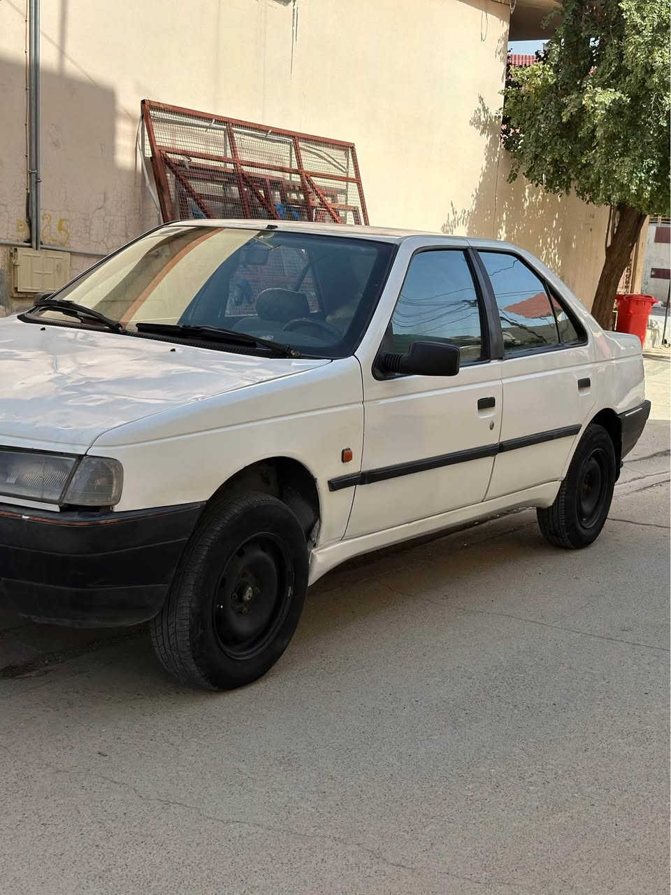 للبيع بيجو راوا إيراني محرك كير تاخم صدر كهربايات بطاريه جديد كله بشرط تبريد ثلج تدفية صبوغ حيزام سيارة جاهزه ومال بيت  موديل ٢٠٠٩ رقم اربيل سنوية ساقط عليها غرامه ورا المعاملة ارجعة

 مكان كركوك ازادي            سعر٢٨
*********** كركوك, العراق
