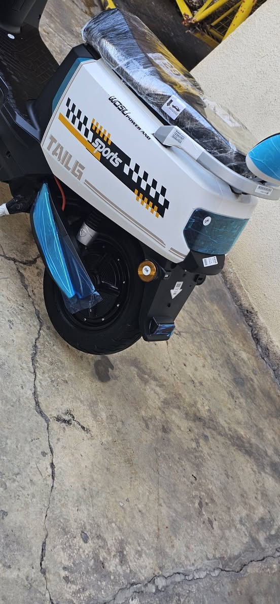 السلام عليكم 
مطور للبيع 
موديل 2025
5بطاريات شرط انطيك ع الفحص 
3نمره
وايرمنيه كلها شغاله 
ملف شرط 
عقل شرط 
سويج +بصمه 
مطور معروفه موصفات 
#السعر575 وبي مجال 
عنوان موصل الأيسر 
***********
