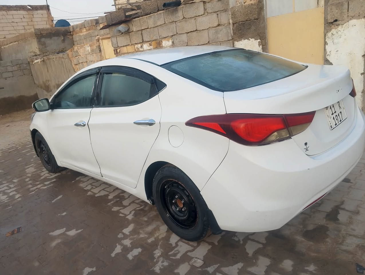 النترا 2013
مكينه كير حداديه كفاله 
مكينه 1800دوش 
رقم بغداد انكليزي مداور ثاني يوم 
سياره متجايه صبغ عام سعر 73
وبيهااا مجال للستفسار اتصال ***********
