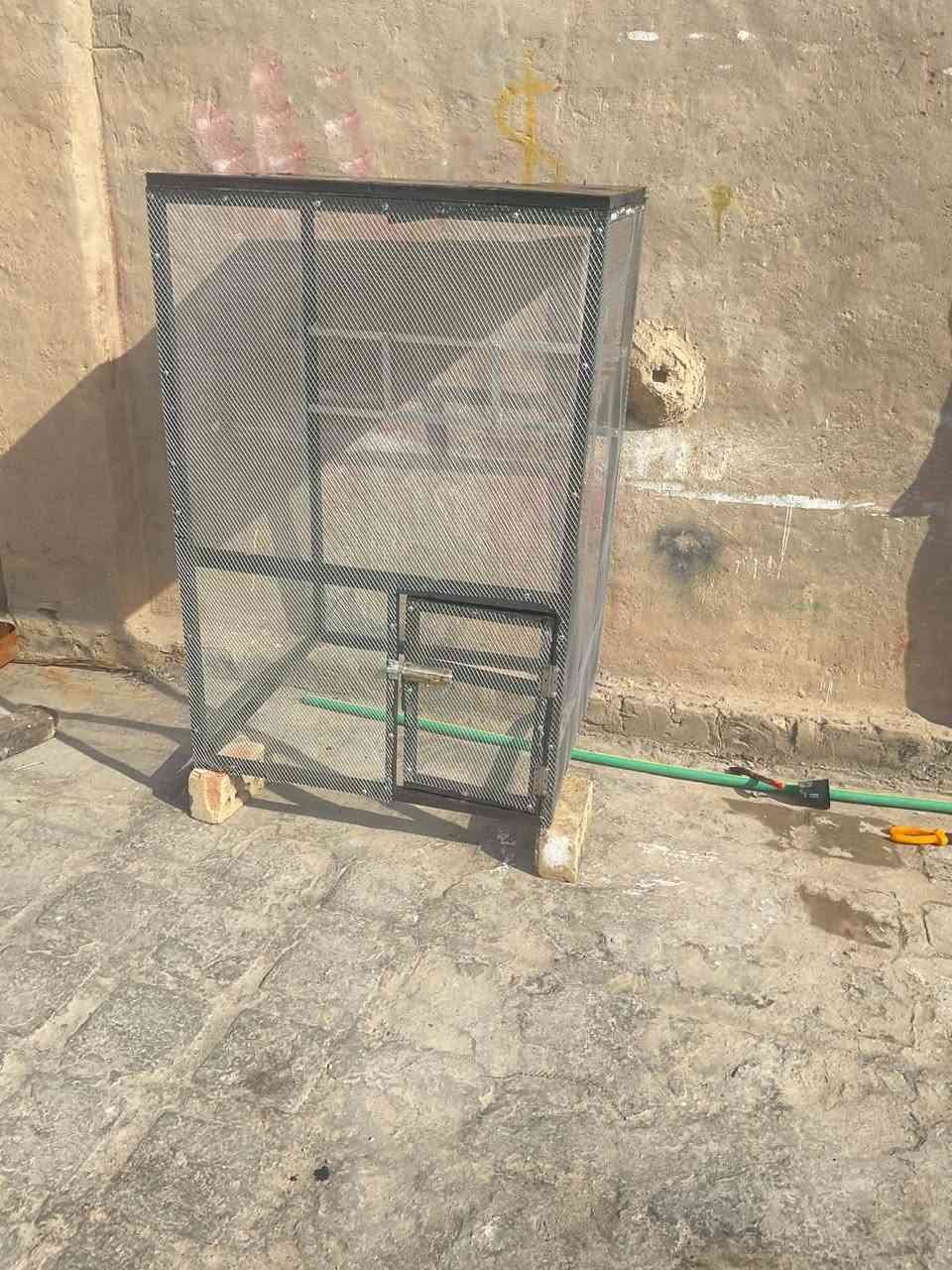 قفص حديد جديد ثقيل شغل تسكام درجه اولى قياس ارتفاع متر وربع والطول 80سم والعرض 75سم سعره ٧٥ الف عنوان مسيب للإستفسار مراسله الصفحه


**إذا كنت صاحب هذا الإعلان وتريد حذفه لأي سبب، رجاءا أرسل رسالة إلى الدعم الفني**