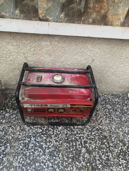 السلام عليكم للبيع الغزالية شارع المركز  الرقم ***********. وتساب موجود
