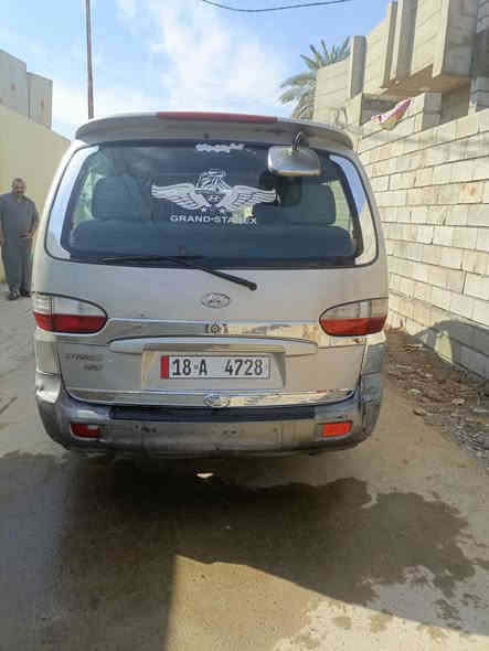 البيع
السلام عليكم هونداي استاركس موديل 2007  رقم بابل انكليزي سنويه لل 29 مشروع وطني سعر. 91. وبيها مجال بصيط مكان ديالى قضاء الخالص  ***********
