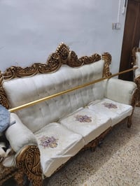 طقم كنب • شبه جديد • طبلات ثنين