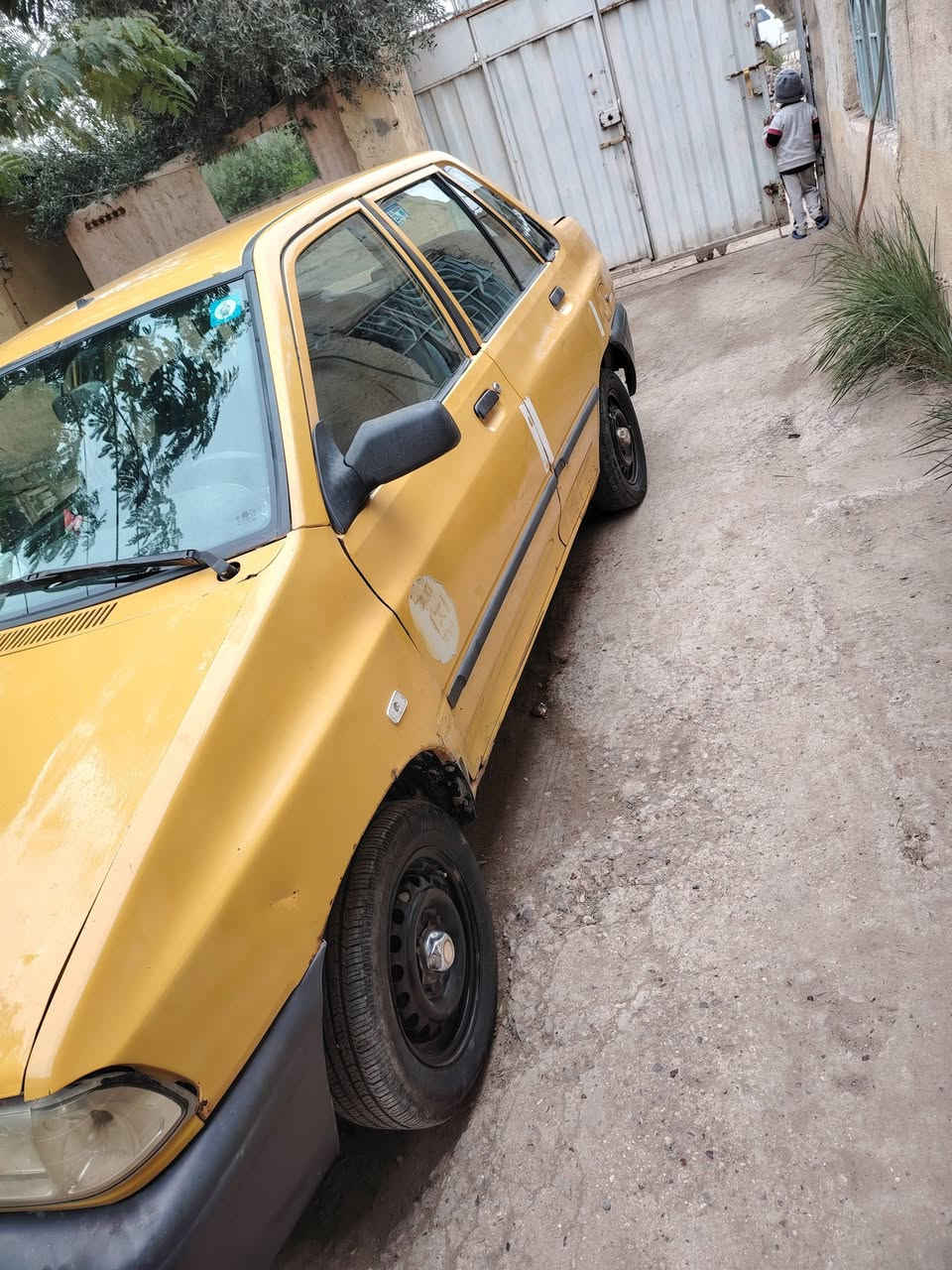 حبايبي سايبه للبيع موديل ١٣ رقم بابل دولي بسمي مصفره من كل شي سنويه ٢٩ محرك كير تمام  تخم تاير كربلاء السعر ٢٧ وبيه مجال ***********
