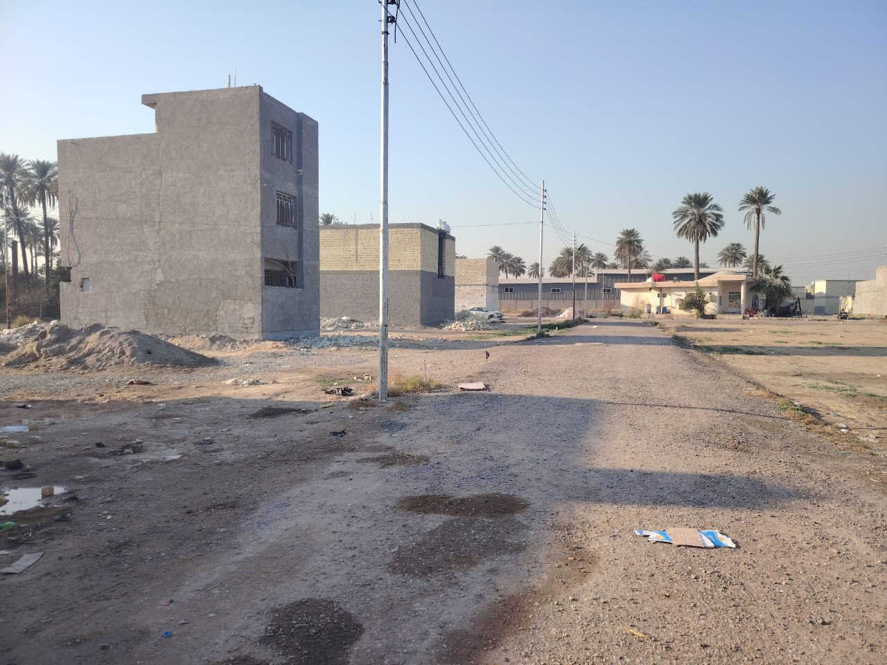 قطع اراضي للبيع سند 25 زراعي باسمي
الموقع داخل بغداد الكمالية بستان علي كمال مجاور مدرسة البستان الاهلية /او المعوقين قرب المنتزه فرع مولده مالك
الاسعار بيهم مجال
50متر ب16ونص وبيها مجال 
80 مترب 26 مليون وبيها مجال
100 متر ب 33مليون بيها مجال
150 متر ب 49ونص مليون بيها مجال
200 متر ب 66مليون بيها مجال
الاسعار بيهم مجال
متوفر فيها جميع الخدمات ( ماء كهرباء مجاري تبليط )
للتواصل ***********
