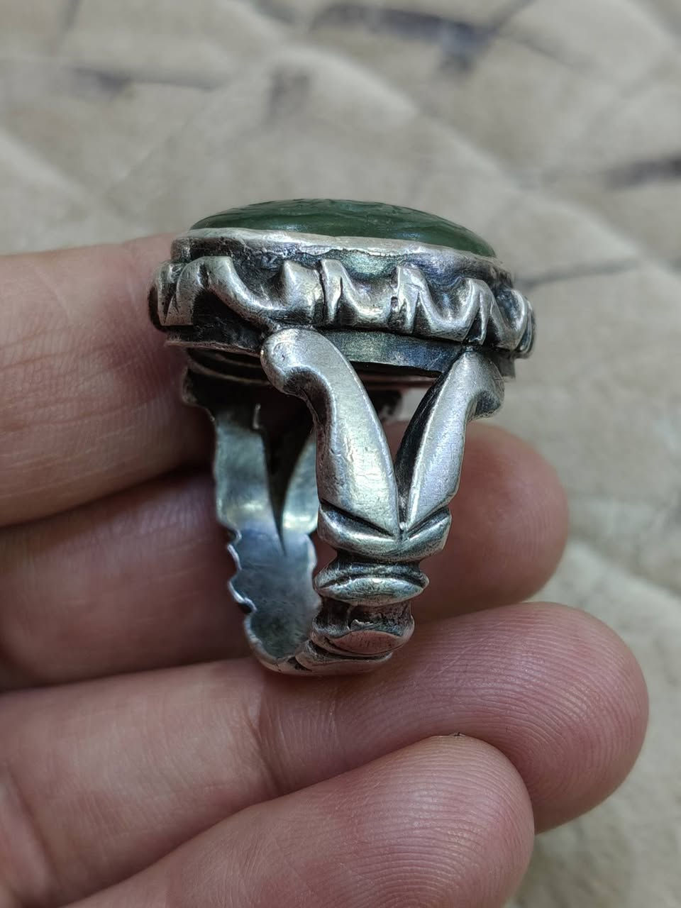 يشم 60 الف بغداد ***********
