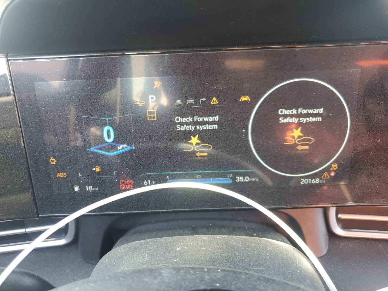 للبيع – 
Hyundai Elantra 2024
 SEL (نص فل)

🔹 الموديل: 2024
🔹 الفئة: SEL (مواصفات ممتازة)
🔹 اللون: رمادي مرغوب جداً
🔹 الممشى: 20,000 ميل فقط
🔹 الضرر: جانبي بسيط (بابين جهة السايق – موضح بكل شفافية)

📍 الموقع: المنطقة الحرة – الأردن
🚚 توصل بغداد خلال 5 أيام بعد تأكيد الشراء

💰 السعر:
▪ 11,000$ بالحرة
▪ 13,600$ واصلة بغداد شامل:
(الكمرك + النقل + الضريبة + التعقيب)

✔ سيارة حديثة
✔ ممشى قليل
✔ سعر مناسب مقارنة بالسوق
✔ جاهزة للشحن فور الاتفاق

📲 للتواصل: ***********
💬 متوفر على واتساب

🔹 للشراية فقط
