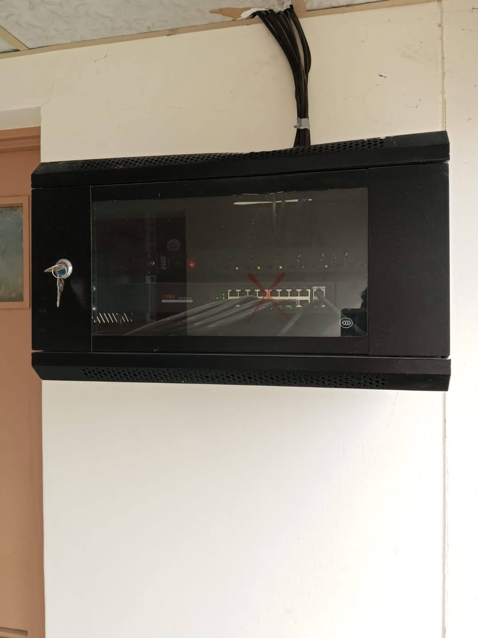 تنصيب و صيانة كامرات المراقبة بكافة انواعها.
داخل النجف الاشرف فقط.
 للاستفسار وتساب. ***********
