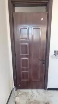 أبواب • فوم عازل • ضمان ٥ سنوات