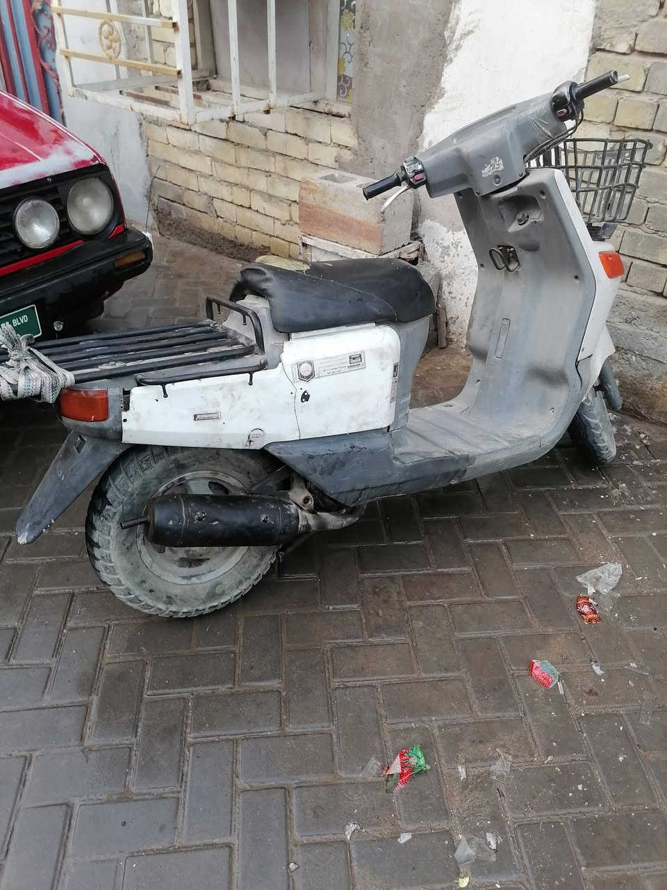 دراجه بيكم. شغاله تجفيت جديد هندر واحد. بس ابيع كوم حديد كفرات كامله
السعر  175 وبيها مجال قليل  
رقمي ***********
