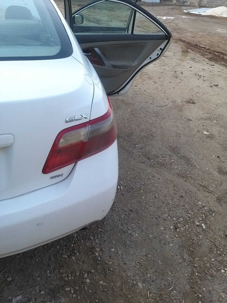 السلام عليكم
كامري خليجي سعودي ٢٠٠٧ مكفول
حساسات امامي خلفي برد كهربائية كشن السايق كهربائي داخل صاج ملكي
تحكم استيرن محرك  جديد كير مكفول صدر مامي خلفي جديد بيها ملاحظات الدعاميه الاماميه وخشم البنيد 
تايرات جدد رقم بغداد حلو وبالعافية على الي تكون من نصيبه معلومات اكثر اتصل 
***********
