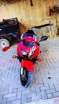 هوندا F4 • كفاله عام • زنون