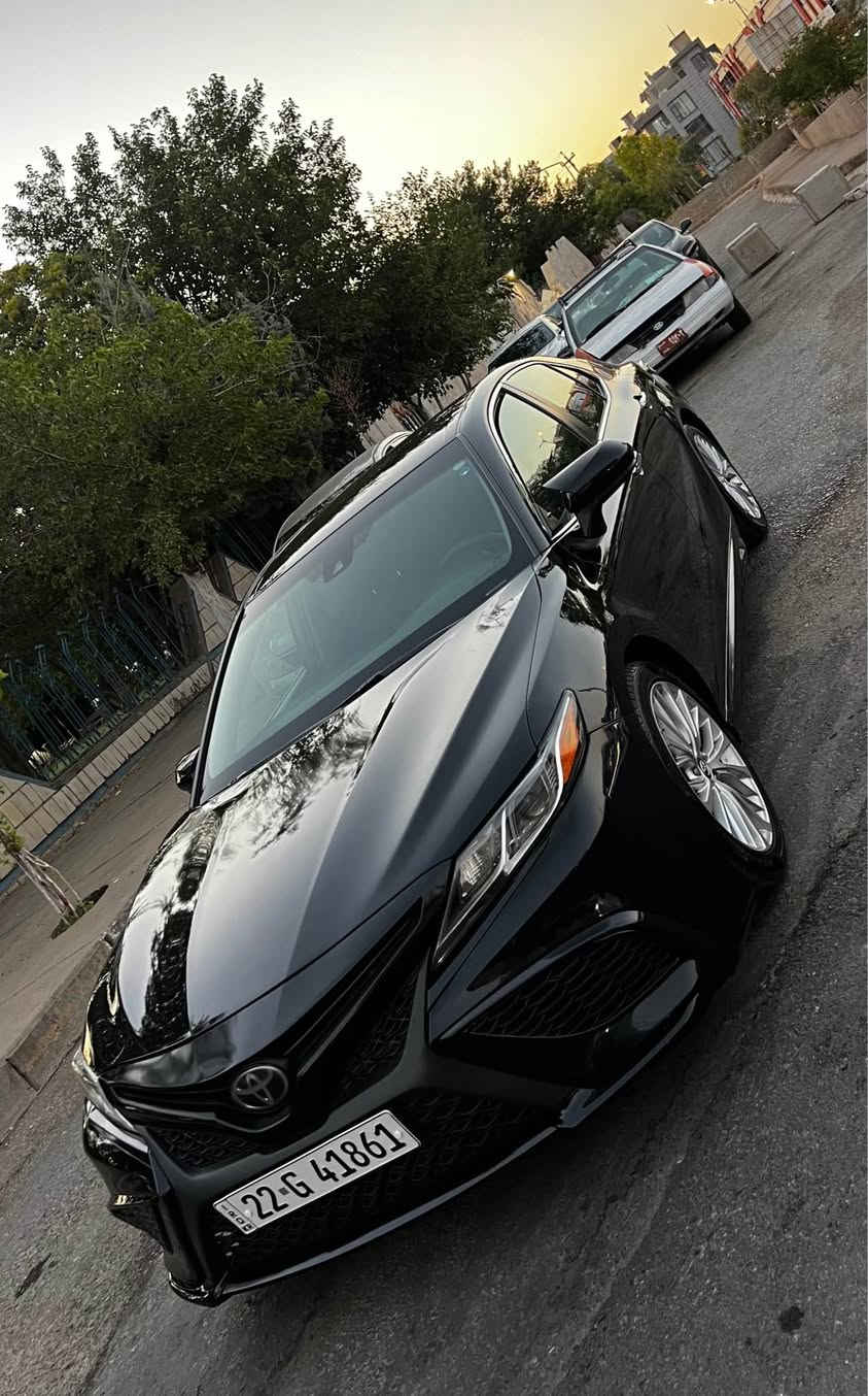 Toyota Camry SE Black
کامری مواسەفات ئەمەریکی ڕەشی قەتران نمونە لە جوانی بۆ فرۆشتن و گۆڕینەوە ١٥٨$ --  *********** 
مواسەفات SE ( کوشن جلد و ناوڕەش کوشن کارەبای - ڕادار و خەتی جادە - شاشە گەورە و کارپلەی -گێڕی سەر سوکان - تایەو ویلی کامری ڕوسی لەژێرە - بەگلایتی سپۆرت لێگزز ) 
مۆدیل ٢٠١٨ مەکینە ٤ بستۆن ١١٢ هەزار ڕۆیشتووە 
دەعامی پێشەوەی کراوە بە ٢٠٢٤ 
١ پارچەی بۆیاخە بەس بۆنیت 
ڕەقەم هەولێرە و سەنەوی تازەیە تا ٢٠٢٩ تەحویل و غەرامە بەشەرت 
گێڕ و مەکینەی نەکراوەتەوە و ڕادار  بەشەرت  
سەیارەکە لە سلێمانی ناوشار - سەیارەی مەعرەز نیە 
نرخ: ١٥٨$ و معامەلەیەکی کەم 
*********** السليمانية, العراق
