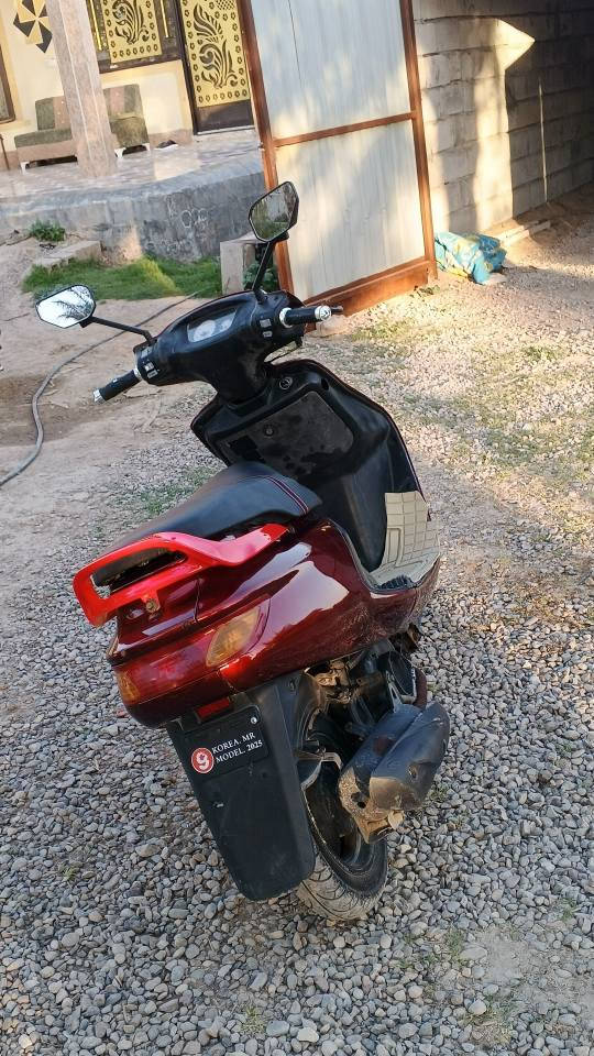 سلام عليكم دراجه فورتي ياباني للبيع محرك بعد عل سحك كهربائيات كله شغالة دراجه شرط كله جديد سعر 350 بيه مجال شراي مكاني ديالى دلي عباس رقم الهاتف ***********
