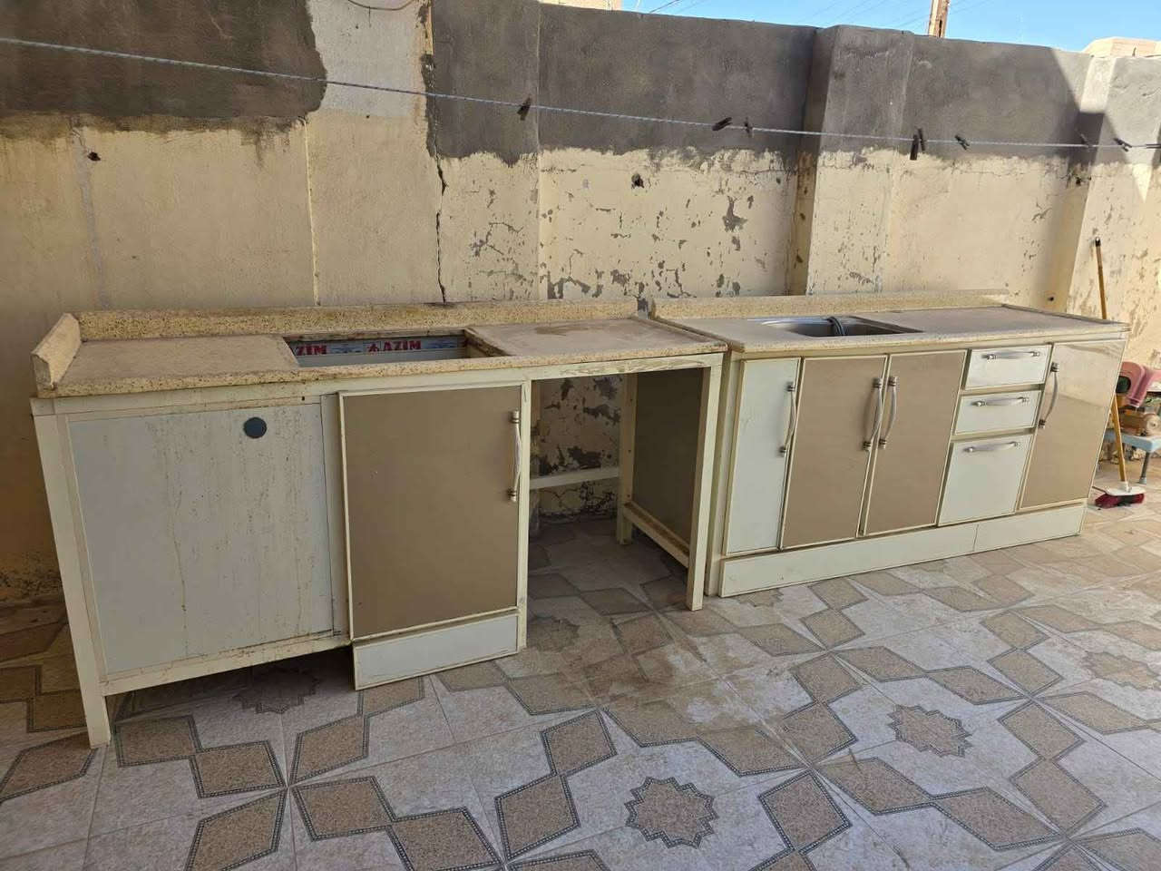 كاونتر للبيع الملحق الفوك قياس مترين و٤٥ والجوا منفصلات قياس ١٩٠ ديوانية, القادسية


**إذا كنت صاحب هذا الإعلان وتريد حذفه لأي سبب، رجاءا أرسل رسالة إلى الدعم الفني**